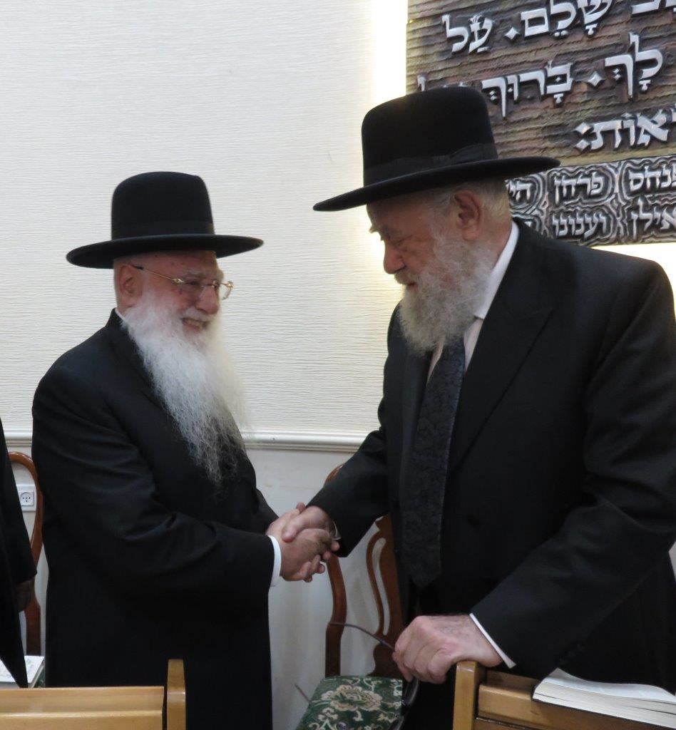 הרבנים הראשיים לעיר, הגרח פינטו והגרי שיינין. צילום: מ' כהן