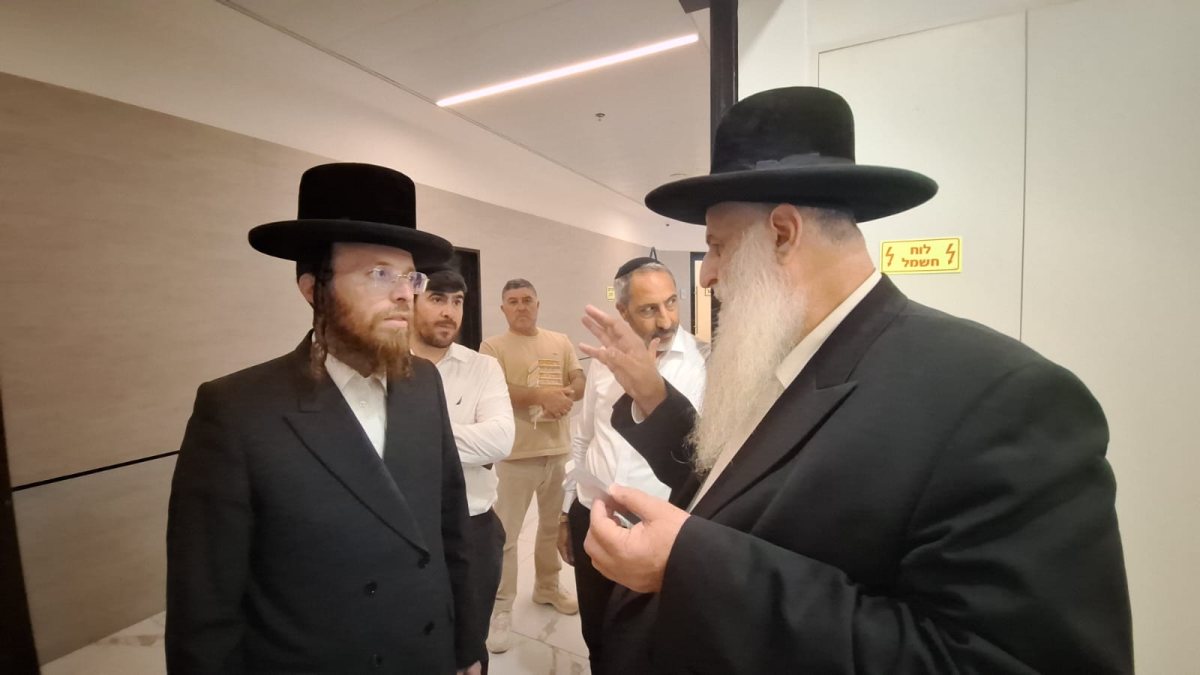 באדיבות המצלם