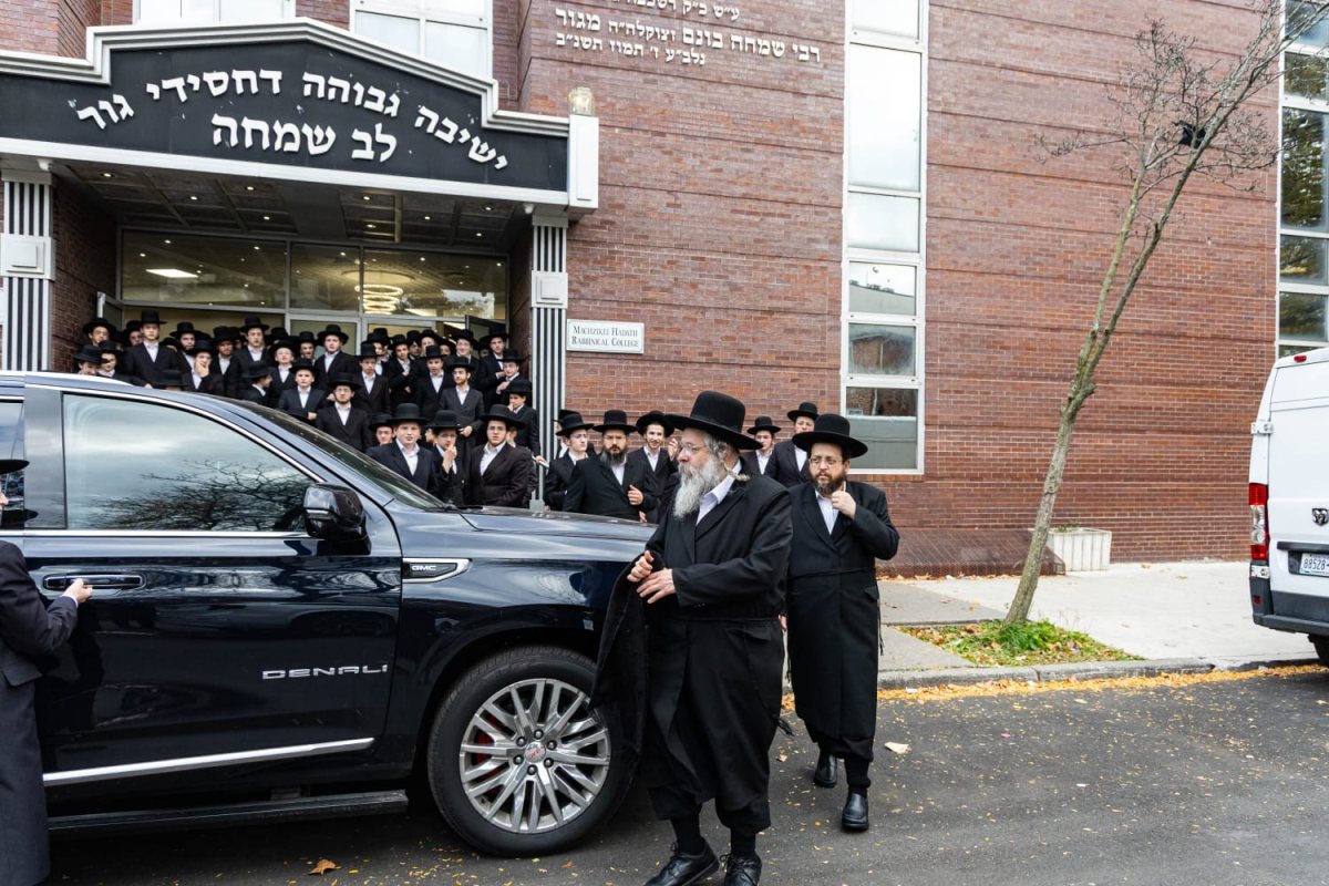 הרב נחמיה אלתר בניו יורק. המצלם