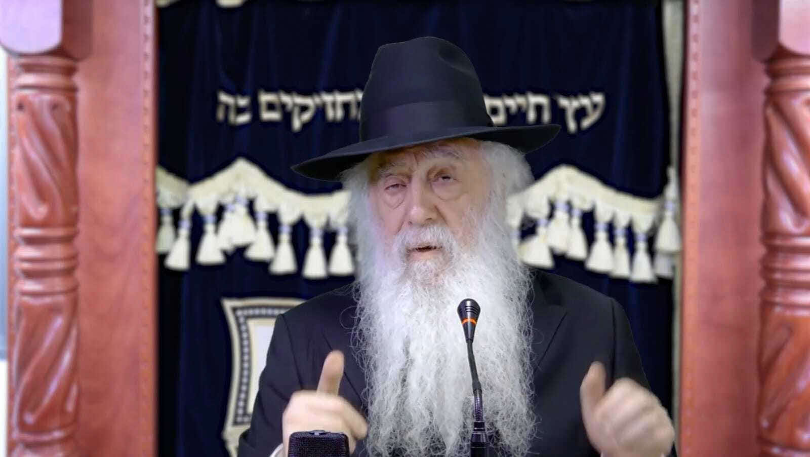 הגדדח פינט בשיעורו. א' מיכאלי