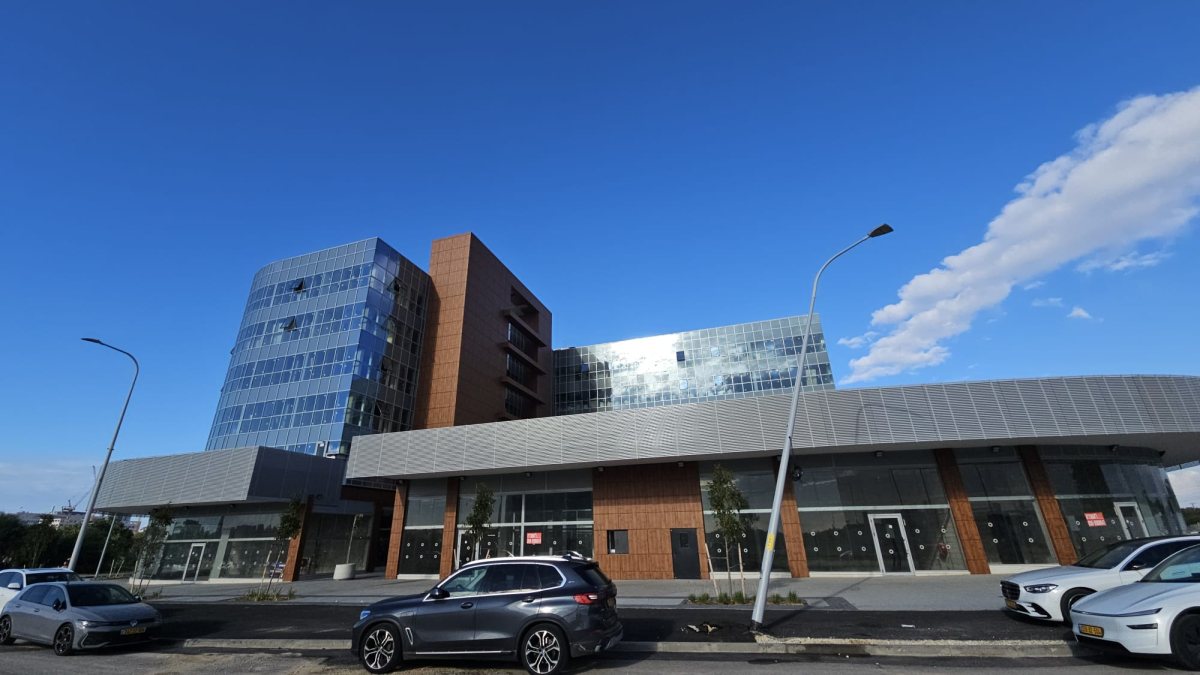 המבנה הראשון של פארק הייטק באשדוד