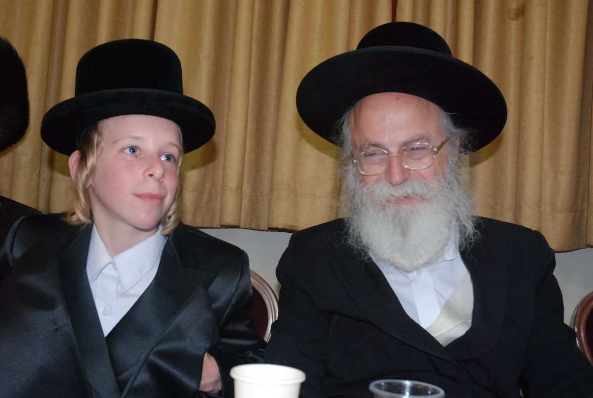 בבר מצוה, עם הרב גרוס. אלבום פרטי