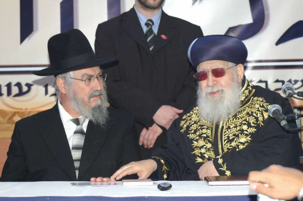 רבי שמעון כהן עם הגר"ע יוסף זצ"ל. מ' מיכאלי