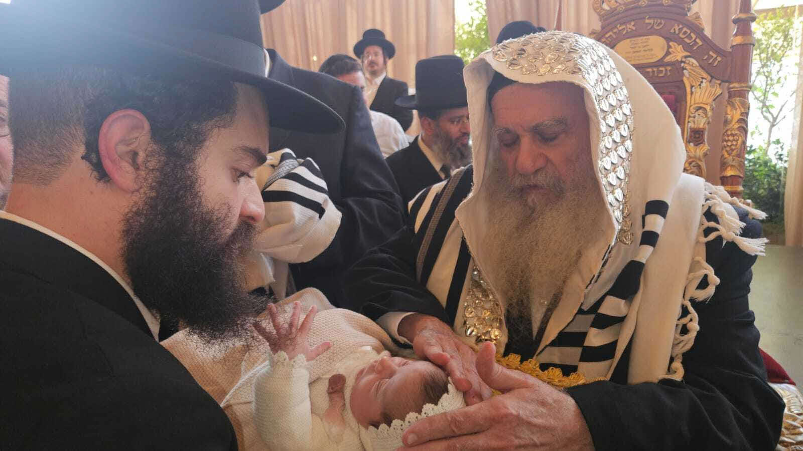 רבי רפאל אבוחצירא בברית. מאיר עיני ישראל