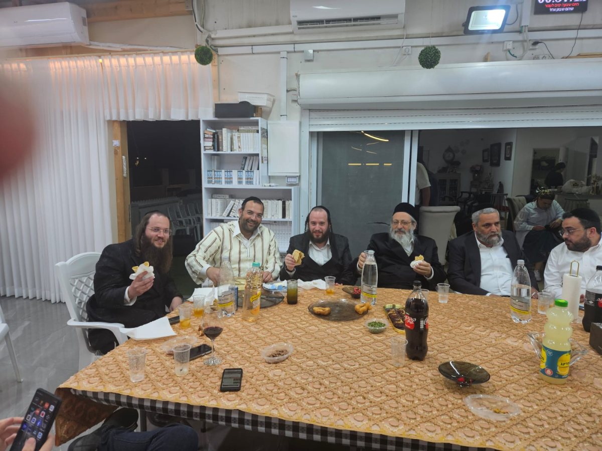 באדיבות המצלם