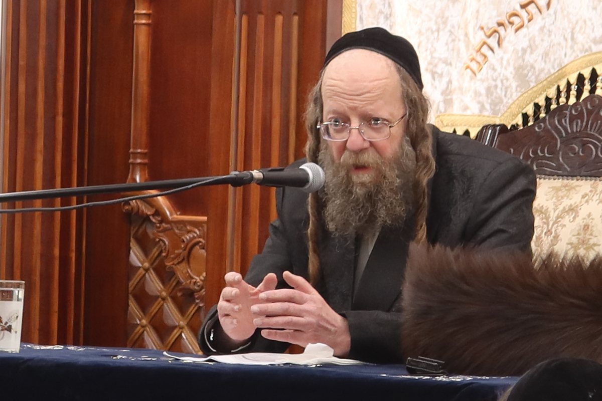 פסח ביאלא פשיסחא. מוסדות ביאלא פשיסחא