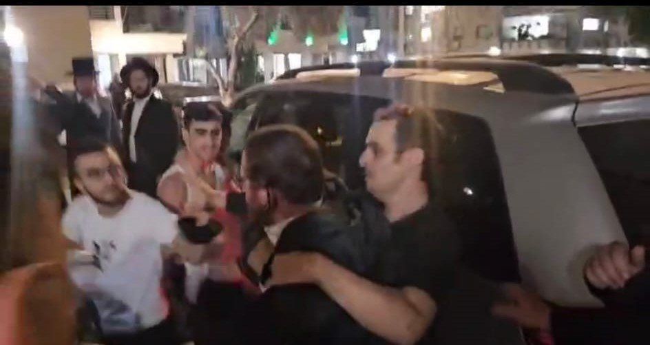 זירת ההתפרעות. מתוך הסירטון