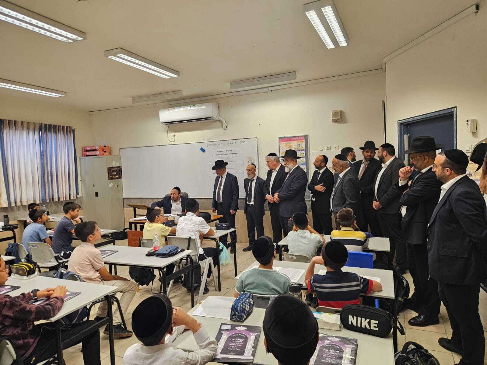 ממק רהע בסיור.