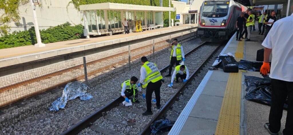 מתנדבי זק&quot;א בזירת התאונה הקטלנית (דוברות זק&quot;א)