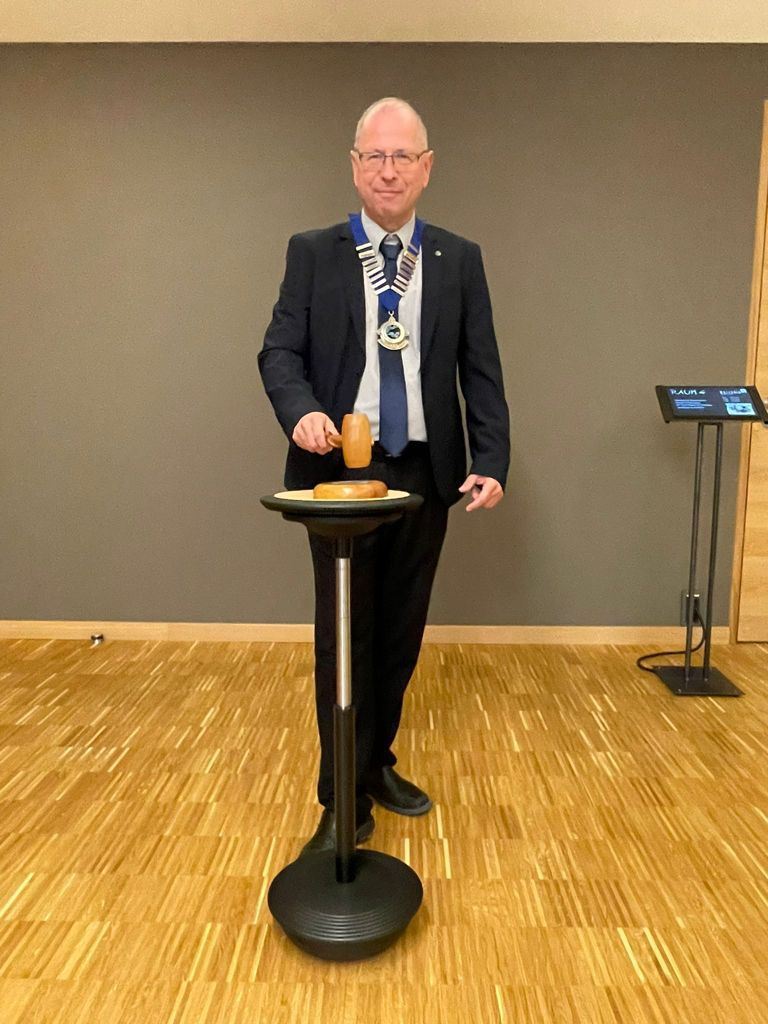 פרופ' שלמה וינקר. לאומית