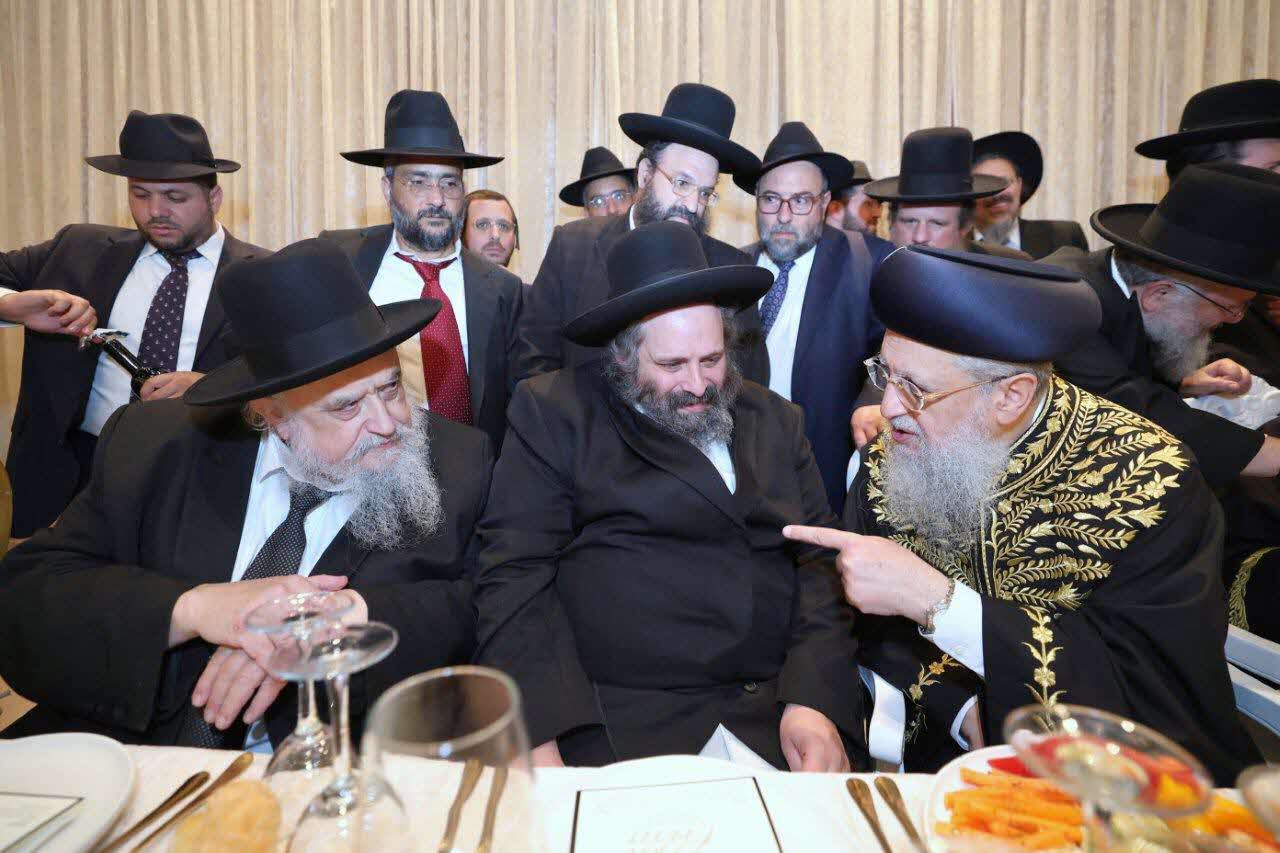 הרב שלמה צבי אלתר בחתונת נכדת הראשלצ. יעקב כהן