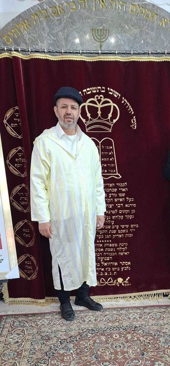 אלי כהן במרוקו. המצלם