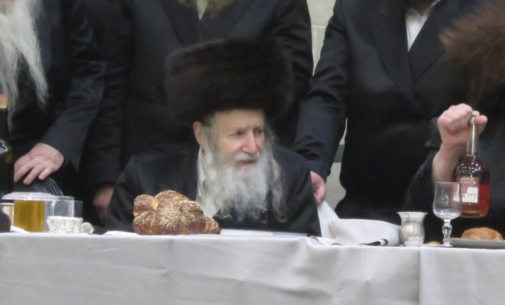 הרבי מאמשינוב בעיר. מ' מיכאלי