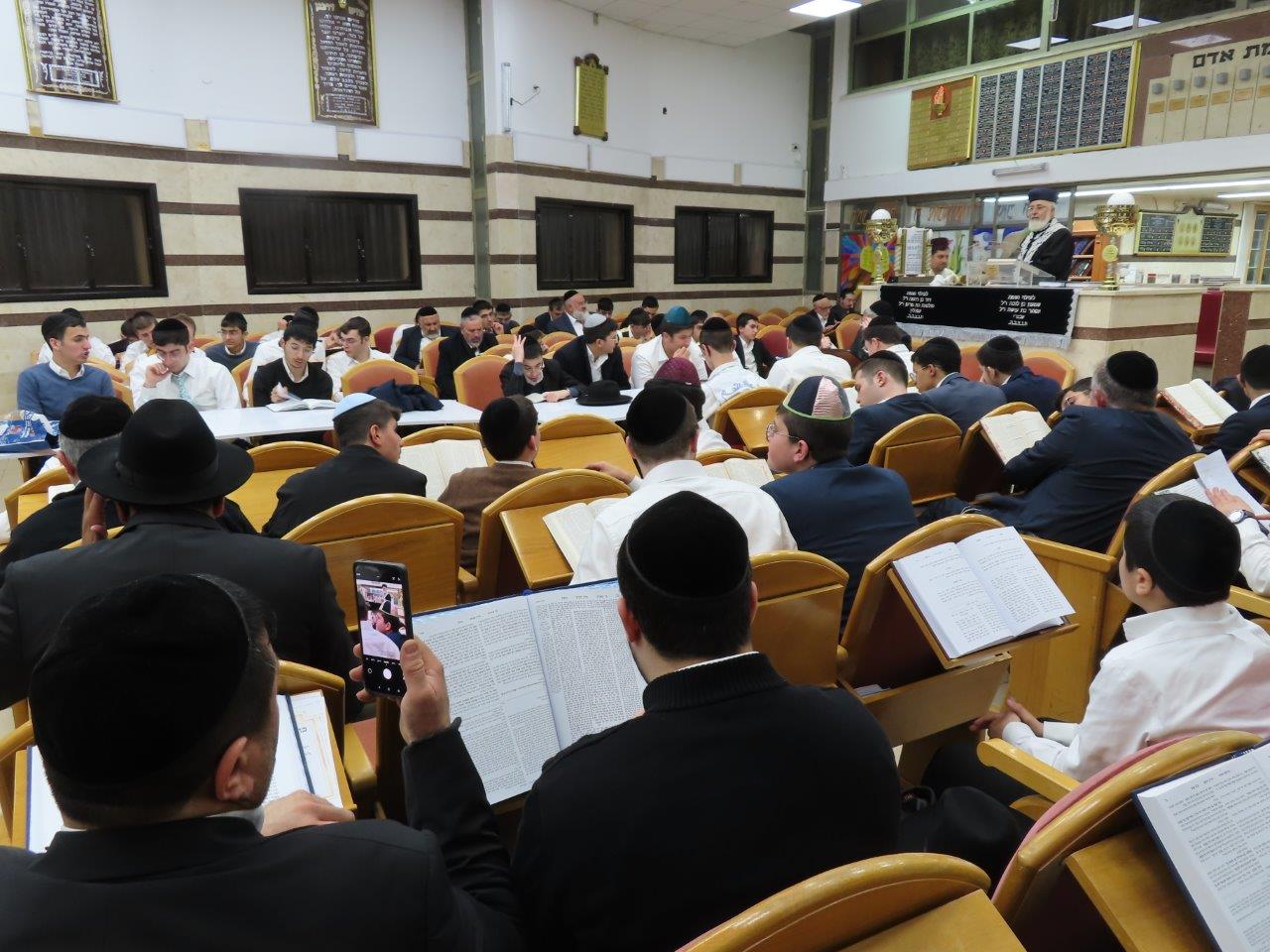 בחורי ישיבה. צילום: א' מיכאלי