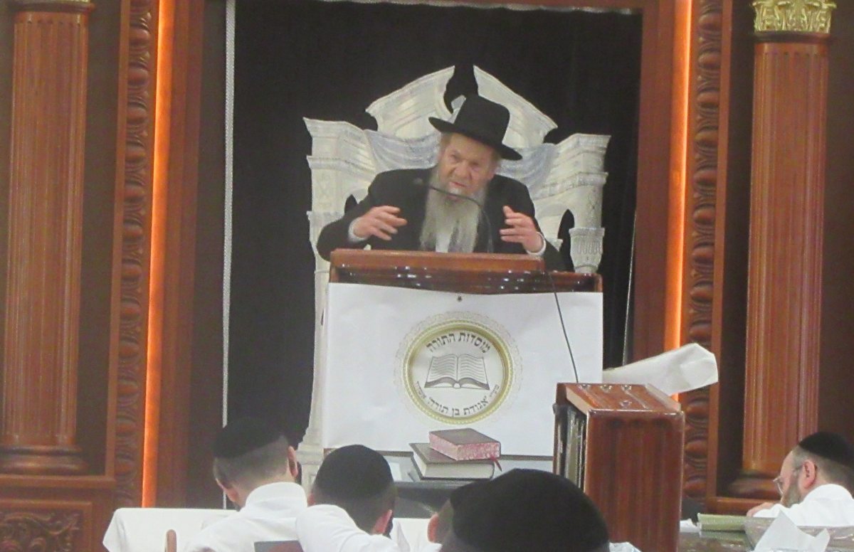 ישיבת בין הזמנים אגודת בן תורה. א' מיכאלי