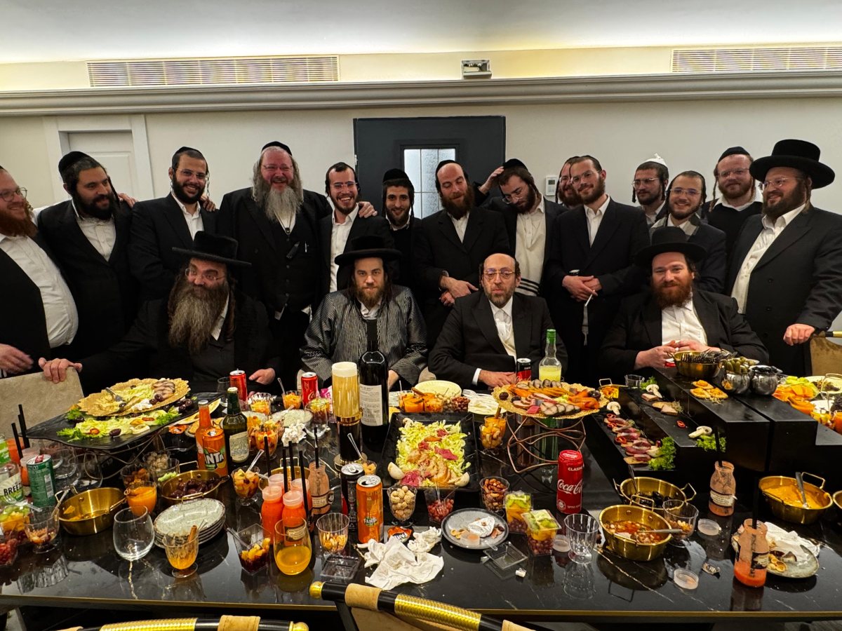 משפחה של חסד. עם יענקי שישא באולם הכרמים