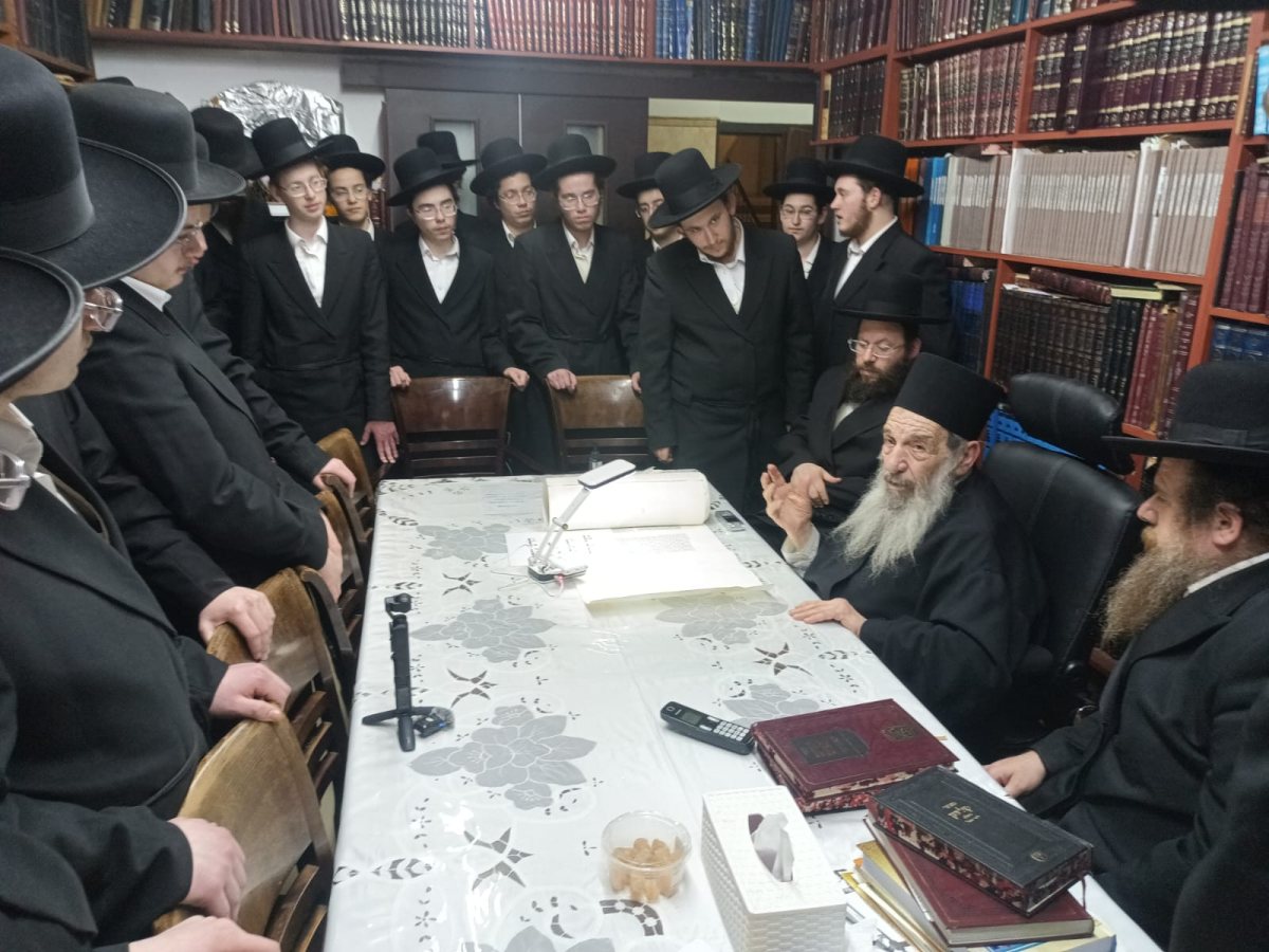 הבן יקיר.