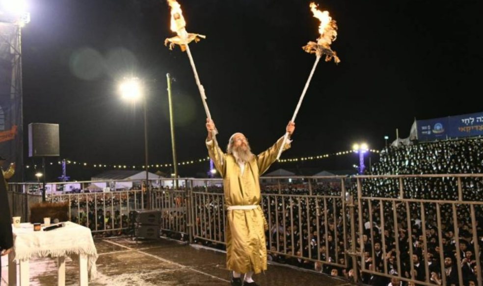 ההדלקה של רבי מיילך במירון תשפ"ג צילום: שוקי לרר