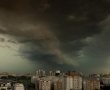 סערת ביירון באשדוד: כמעט 30 מ"מ גשם בלילה אחד - והעיר ממשיכה בשגרה