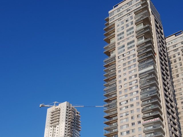 מגדלי מגורים (צילום: ארכיון אשדוד נט)