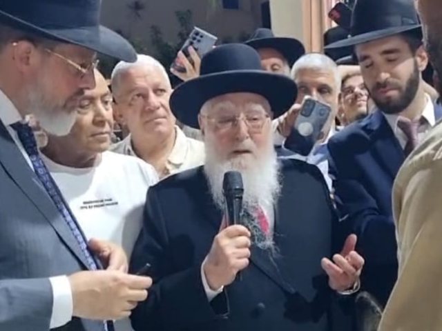 הרב חיים פינטו בפדיון. א. מיכאלי