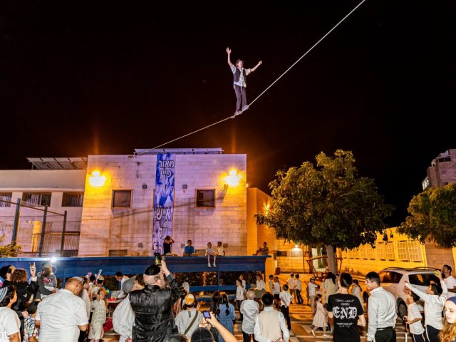 שמחת בית השואבה חבד. מענדי קורנעט