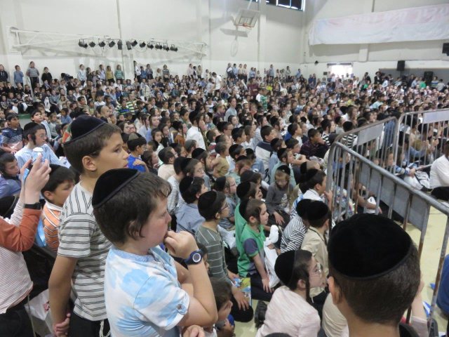 ללא