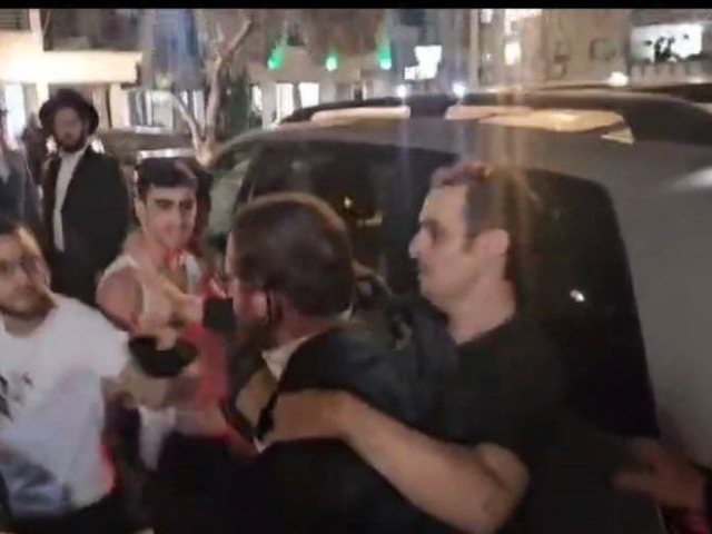 זירת ההתפרעות. מתוך הסירטון