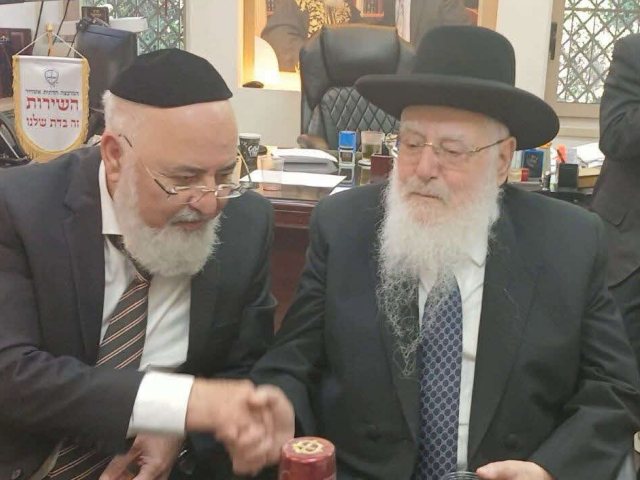 הרב דהן עם הרב פינטו. א. מיכאלי