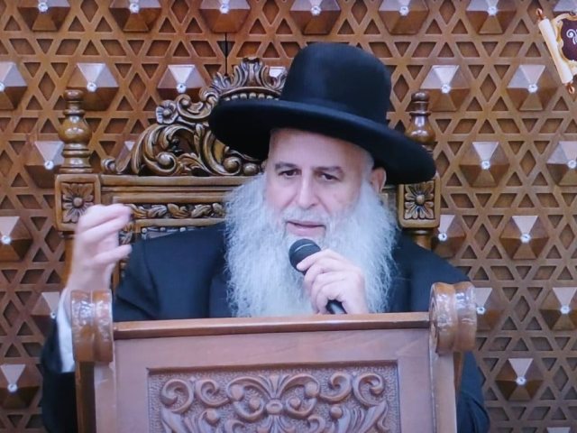 אסון רעידת האדמה. הגרמ אבוחצירא בשיעור. א' מיכאלי