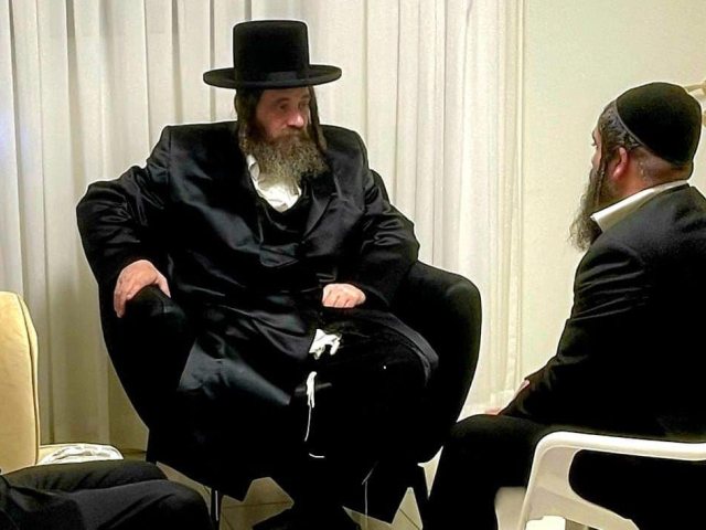 האדמור מפיטסבורג בניחום אבלים. א' מיכאלי