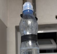 בקבוק המים בו היה מדלל צבע (אסותא אשדוד)