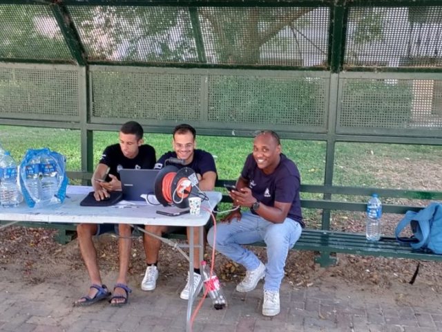מנהלת רובע ג'