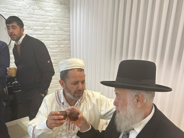 הרב שיינין במימונה. א' כהן