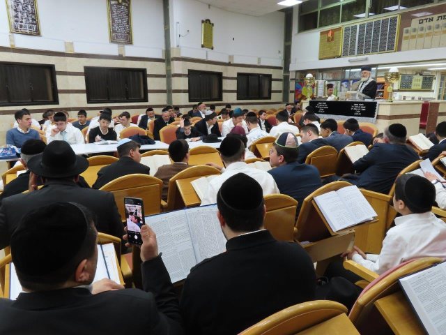 בחורי ישיבה. צילום: א' מיכאלי