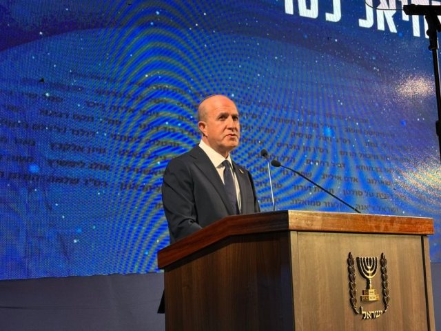 לסרי. צילום: לירון מולדובן