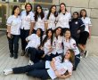 הפתעה מרגשת למשפחת מן: החניכות הניחו על קברה של עמית ז״ל את מכתבי ההסמכה