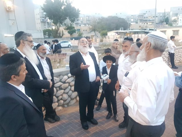תורה מגנא. משתתפי השיעור