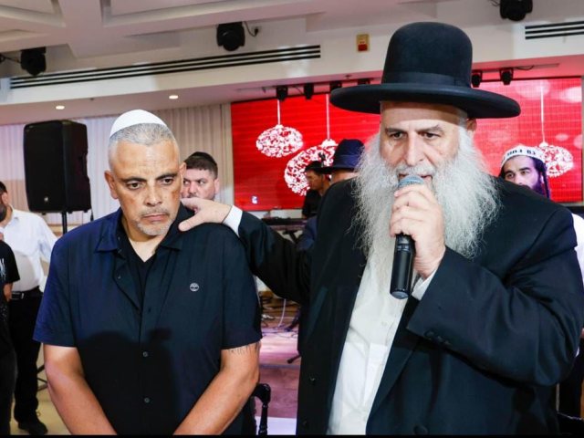 הכנסת ספר תורה לעינ אגם אזולאי עה. א' מיכאלי