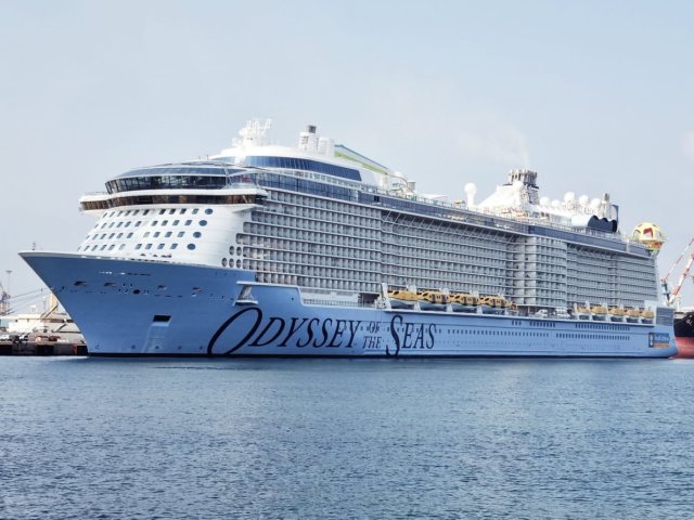 Odyssey of the Seas בנמל אשדוד (צילום: ירון קליין)