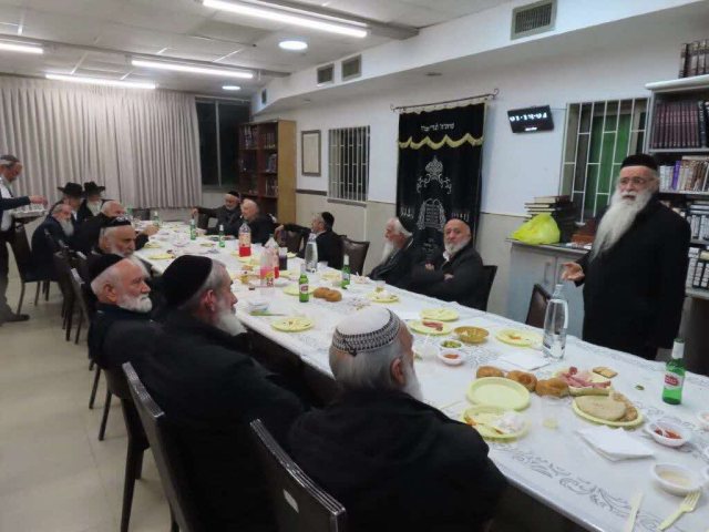 הסיום בהריבז. א' מיכאלי