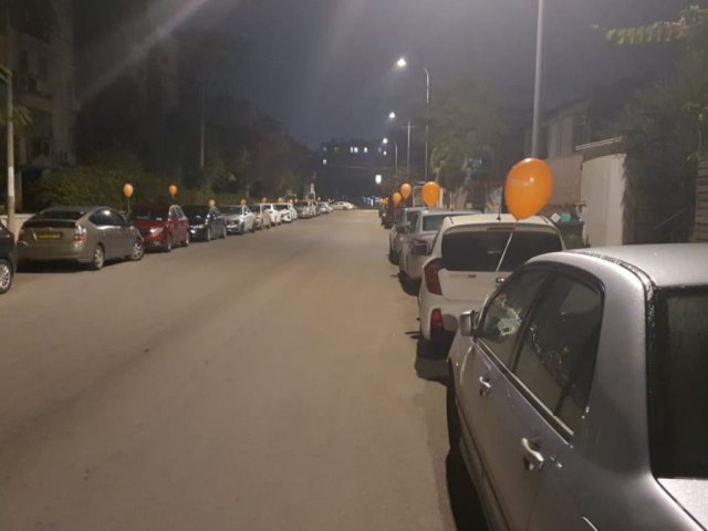 לא רק בלונים. פעילות קד"מ עם פתיחת סניף מאוחדת ברובע ו'. צילום: יח"צ