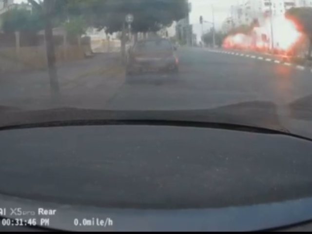 רגע פיצוץ הטיל 
