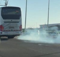 אטובוס אפיקים פולט עשן (צילום: אשדוד נט)