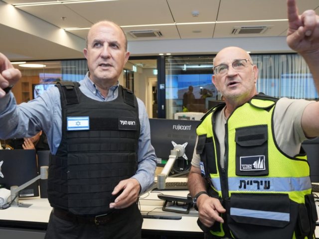 הערכת מצב בעירייה (צילום; ארכיון)