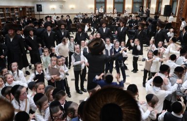 שמחת בית השואבה. מעגלים