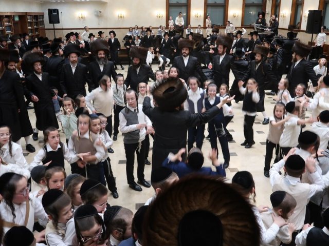 שמחת בית השואבה. מעגלים