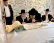 כתיבת ספר תורה לעי"נ רבי אליהו אסולין זל. א' מיכאלי