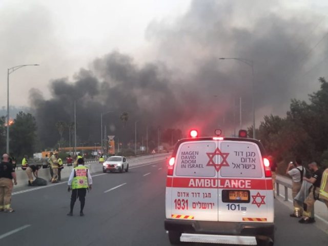 נאבקים בלהבות | מד"א