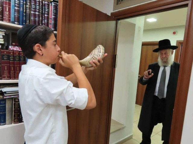 קול שופר במועצה הדתית. א' מיכאלי
